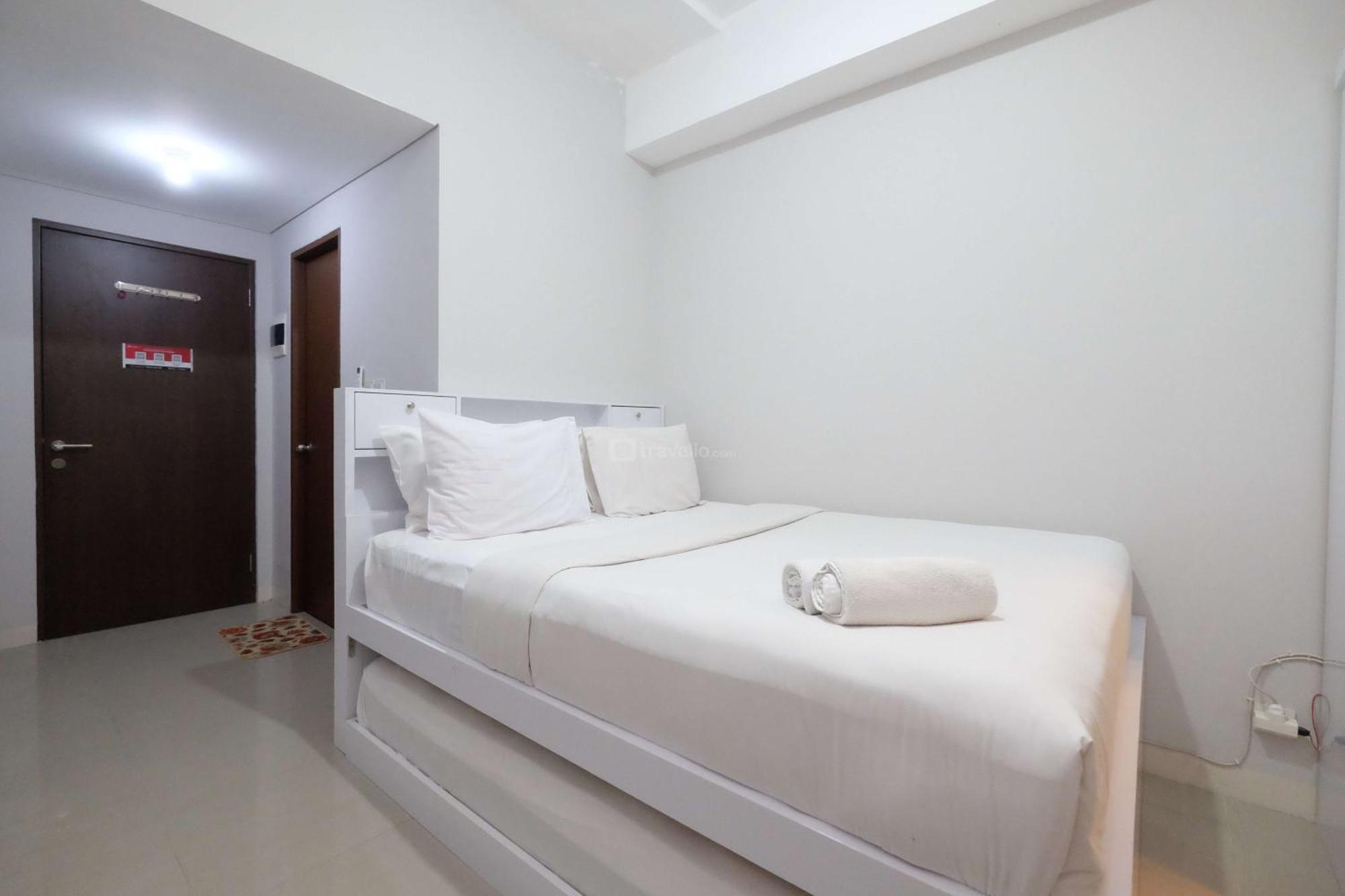 Minimalist Transpark Juanda Timur By Travelio